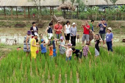 TRANG TRẠI GIÁO DỤC VIỆT VILLAGE