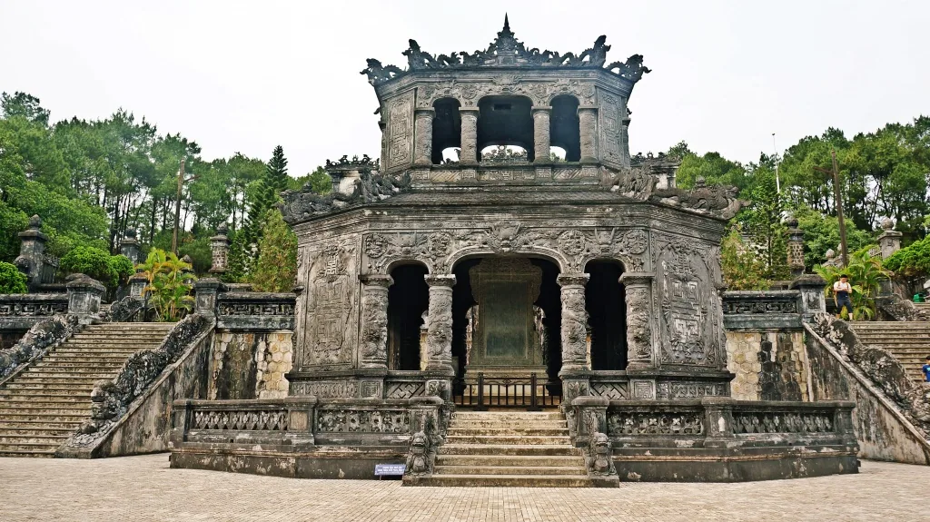 Lăng mộ của vua Khải Định