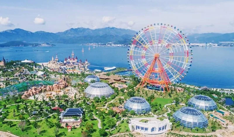Vinpearl Land còn được gọi là thiên đường miền nhiệt đới