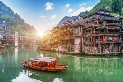 HỒ CHÍ MINH - ÂN THI - TRƯƠNG GIA GIỚI - PHƯỢNG HOÀNG CỔ TRẤN 5 NGÀY, BAY VIETJET